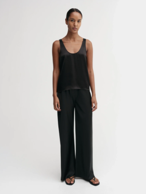 4904 BLACK
